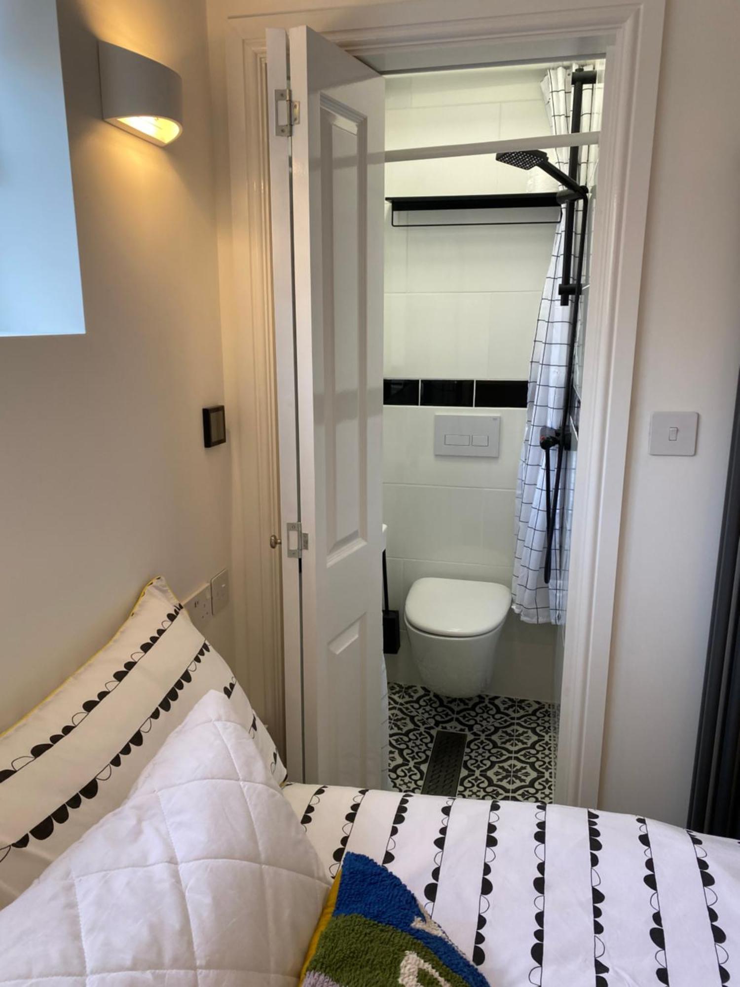 Two Bedroom Two Bathrooms Superior Apartment Londra Dış mekan fotoğraf